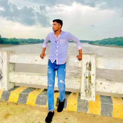 Chandresh Khatri profile