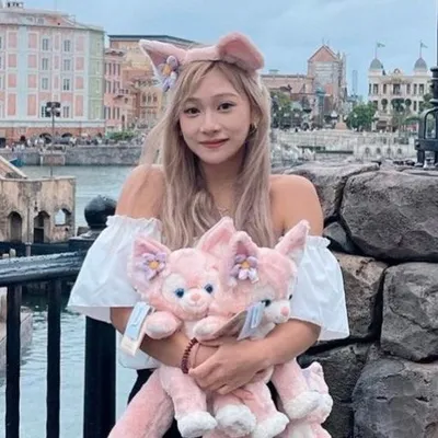 ChloeChanPuiKei 陳佩琦 profile