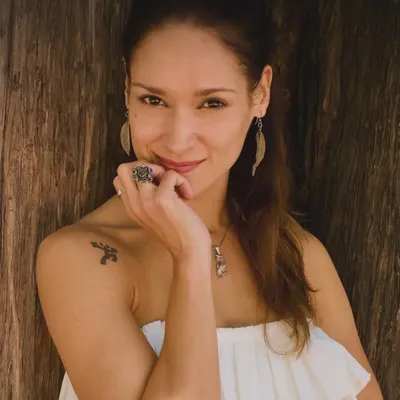 Charlene Arian //\\ profile