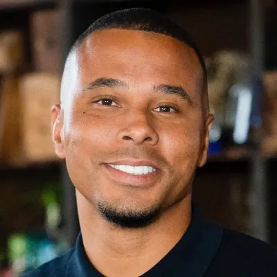 Charlie Davies profile