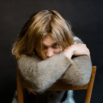 charlie plummer profile