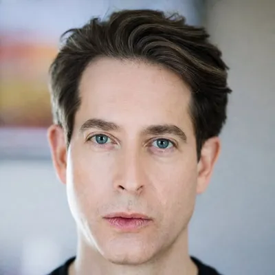 Charlie Walk profile