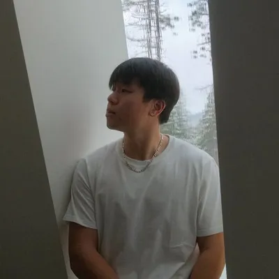 Charlie Z. profile