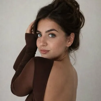 Charline Bailly profile