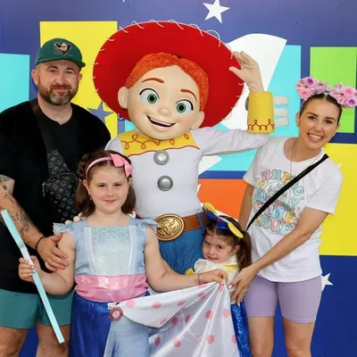 Charlotte Jones profile