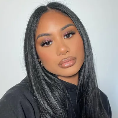 Charlotte Cosmetics profile