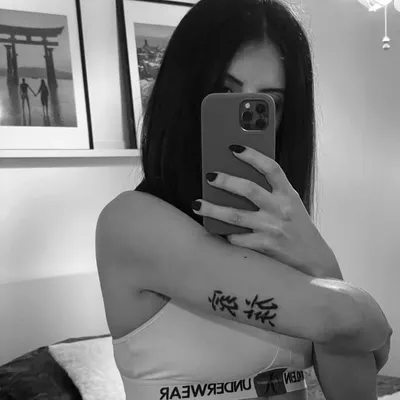 ๐๐๐ โพ profile