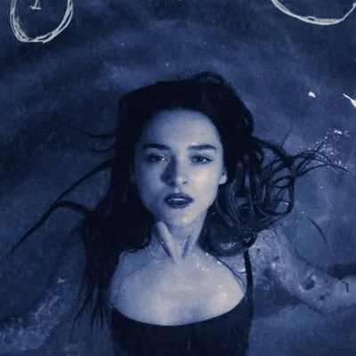 Charlotte Lawrence profile