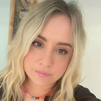 Charlotte profile