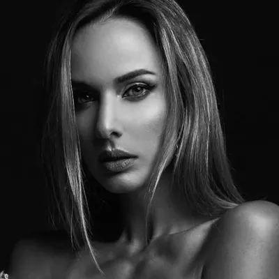 Charlyn López. profile
