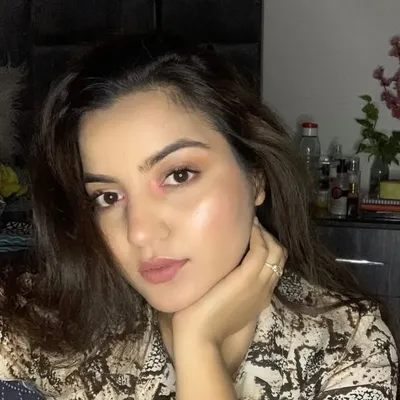 Charul Tomer profile