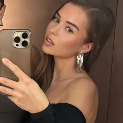 Charlotte Vanhove profile