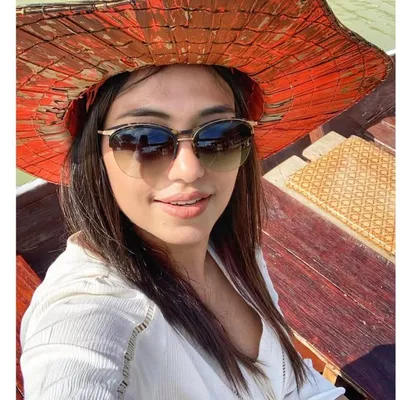 Charvi ๐ profile