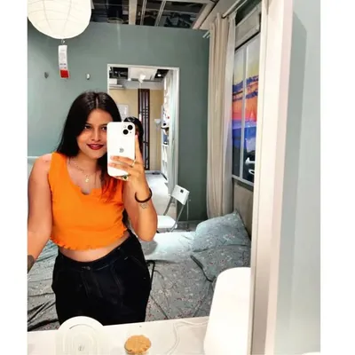Shivani profile