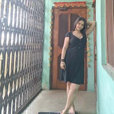 shivani chaudhary profile