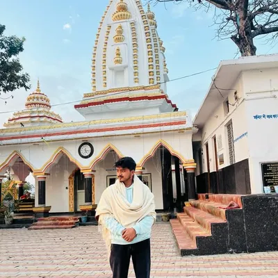 Abhi Chauhan profile