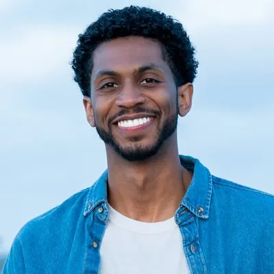 Chaz Smith profile