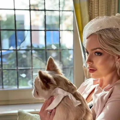 C H E A L S E SOPHIA H O W E L L profile