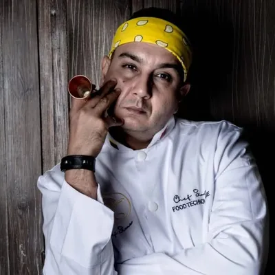 Chef Simo profile