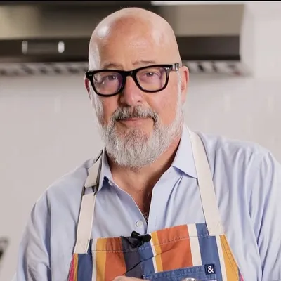 Andrew Zimmern profile