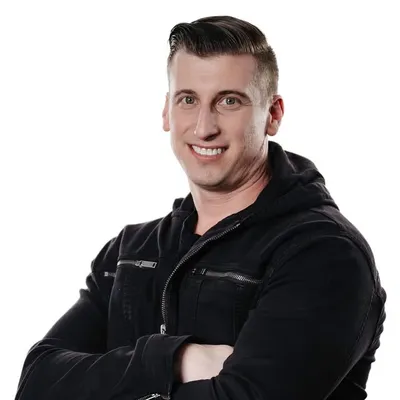 Chris Coombs profile