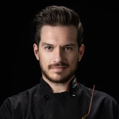 Chef Gustavo Fernández profile