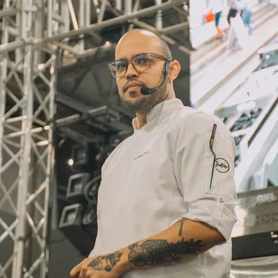Gustavo Torres profile