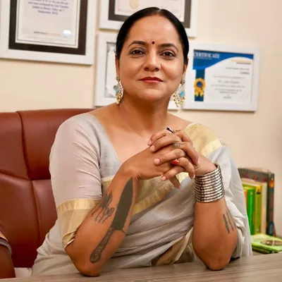 Dr. Lata Tondon profile