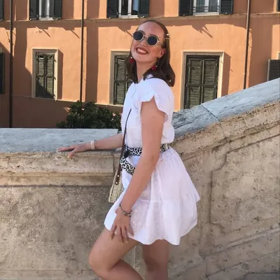 Chelsea larcombe profile