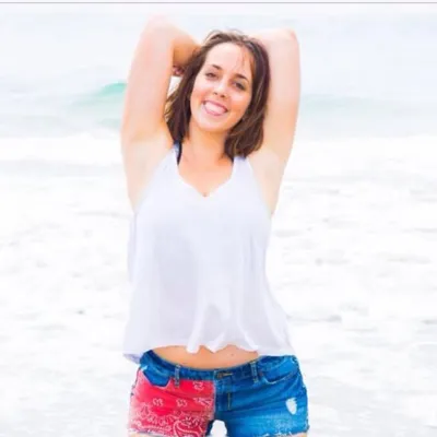 Chelsea Fenwick | Watch my STORIES! profile