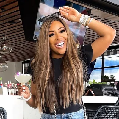 Chelsea Olivia | Content Creator profile