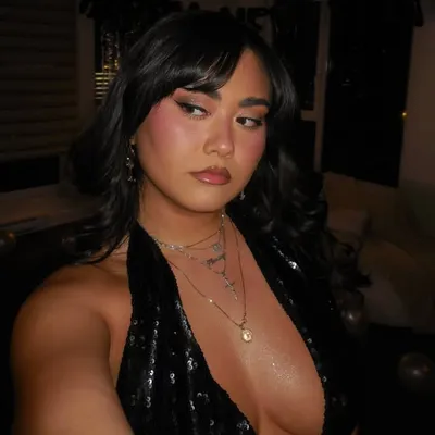CHELSEA FLEMING profile