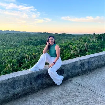 Cherry Larawan profile