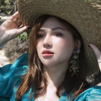 Kanhchna Chet ๐ฐ๐ญ profile