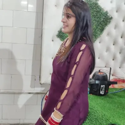 himanichhabra profile