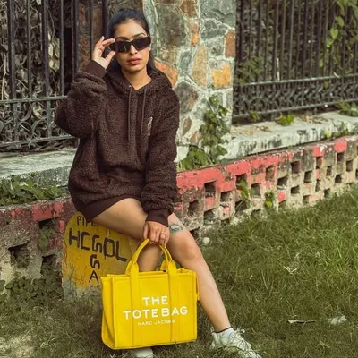 Chhavi ๐ผ profile
