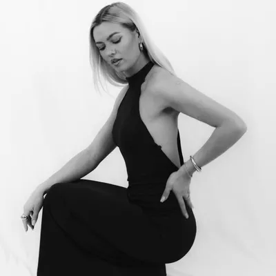 Chiara profile