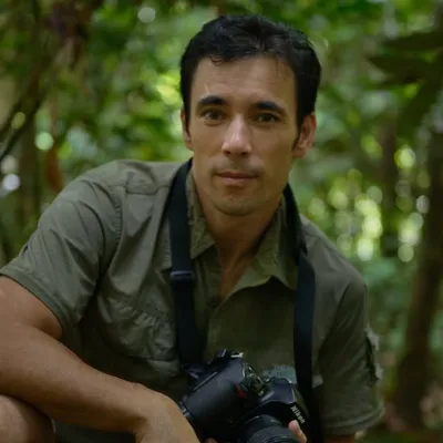 Chien C. Lee profile