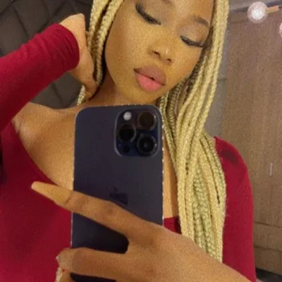 Chiny Maur profile