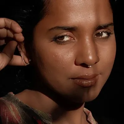ചിപ്പിഓള്. profile