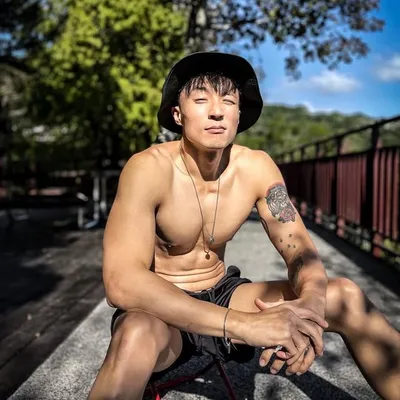 邱求新 MoDeL . OotD . LiFE . Fitness Trainer profile