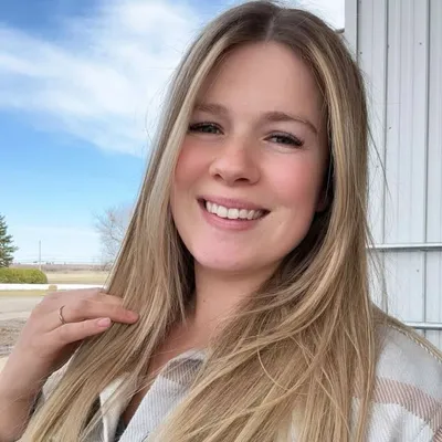 Chloe Russell profile