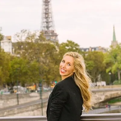 Chloé Arnold profile