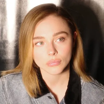 Chloë Grace Moretz profile