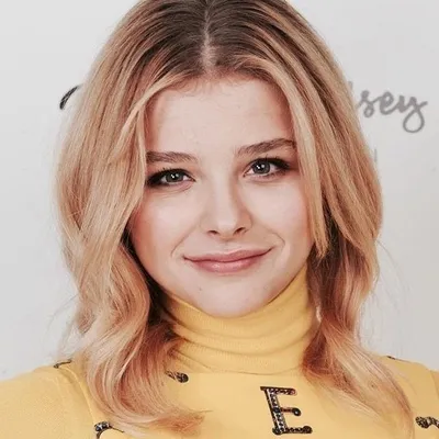 Chloë Grace Moretz profile