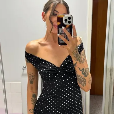 Chloe Singleton profile