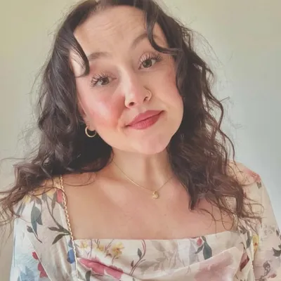 Chloe J Wilson profile