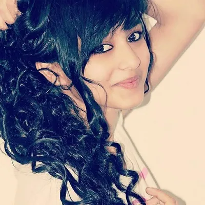C_R_Y_S_T_A_L__Heart❤😍 profile