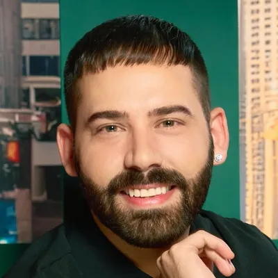 Chris Alvarez profile
