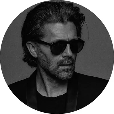 CHRIS COLLS profile